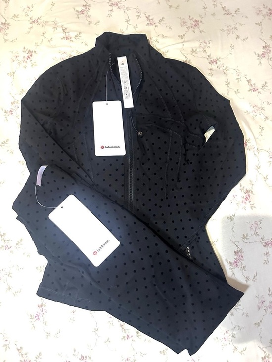 lululemon athletica Jackets & Blazers - Lululemon define jacket + leggings set